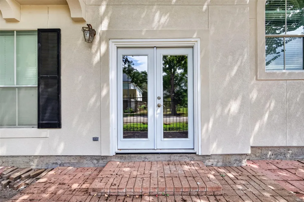4502 Rose Street Houston, TX 77007