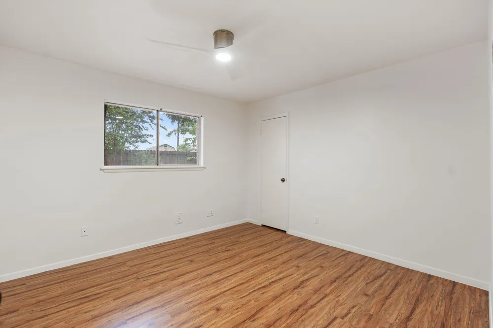 822 Kaufman Drive Deer Park, TX 77536