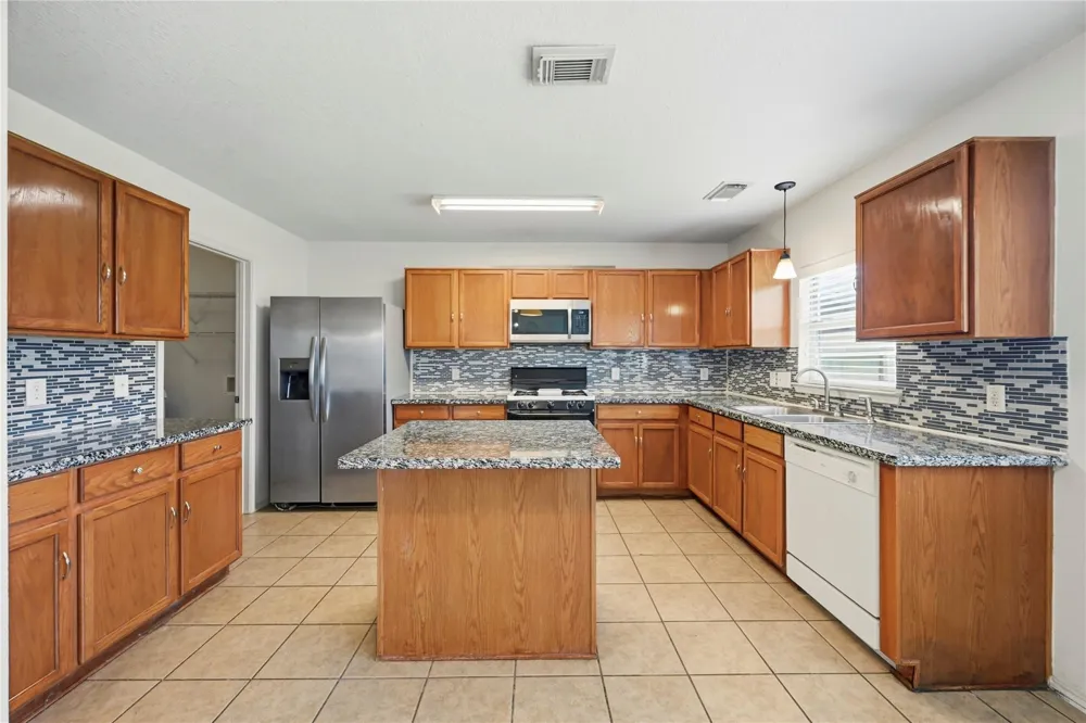 14954 Sugar Sands Drive Sugar Land, TX 77498