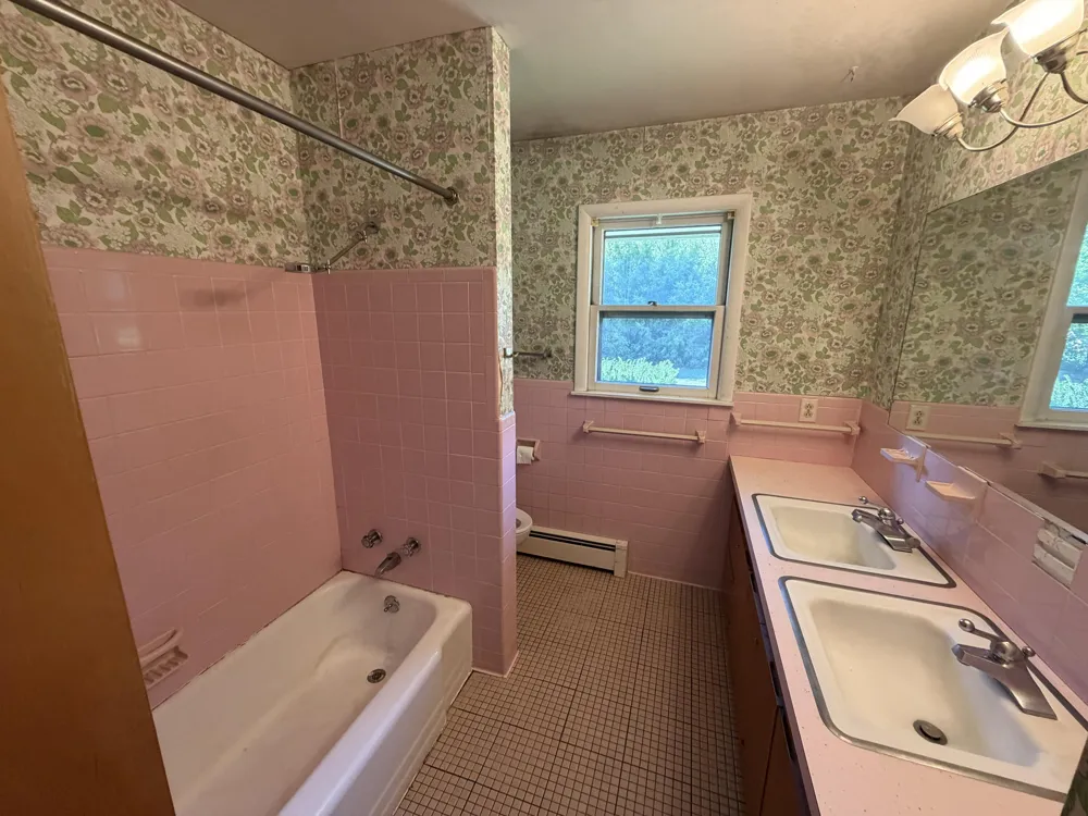 6844 Evergreen Street Portage, MI 49024