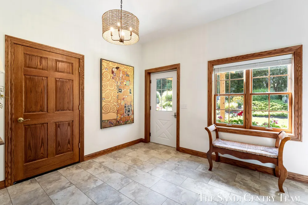 8567 Chuckanut Drive Montague, MI 49437