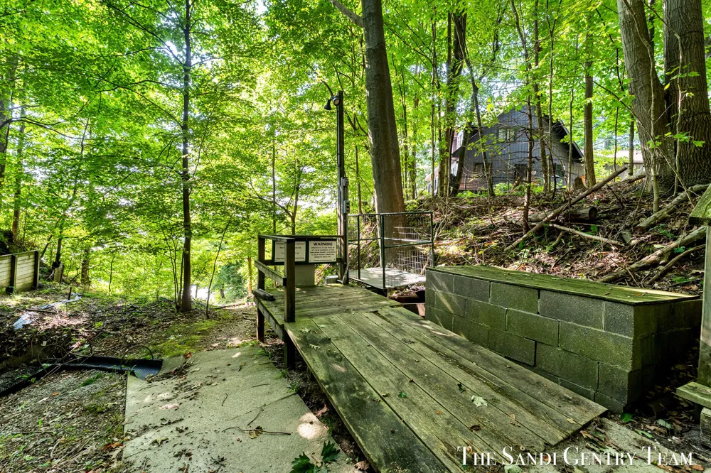 8567 Chuckanut Drive Montague, MI 49437