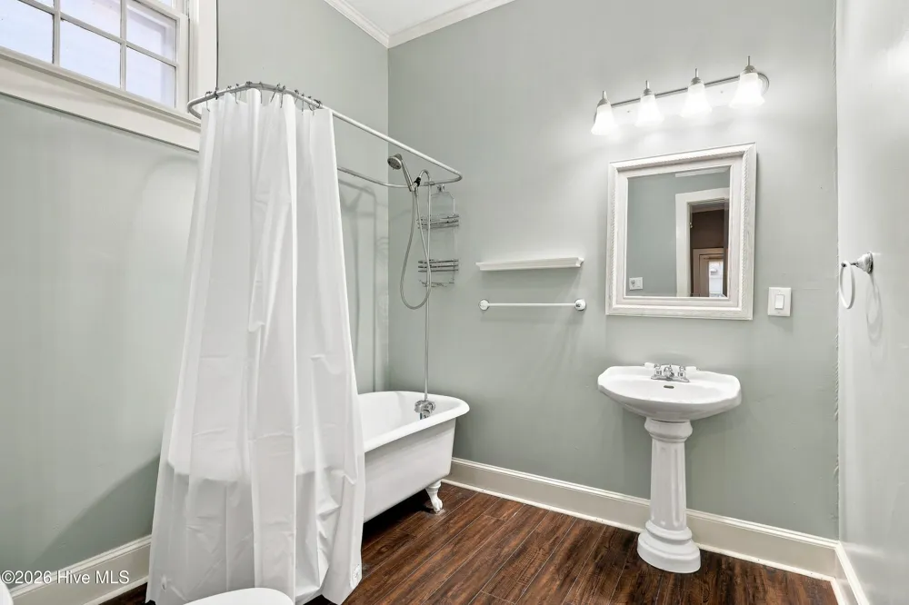 403 Market Street Washington, NC 27889