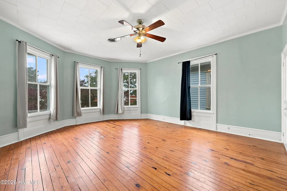 403 Market Street Washington, NC 27889