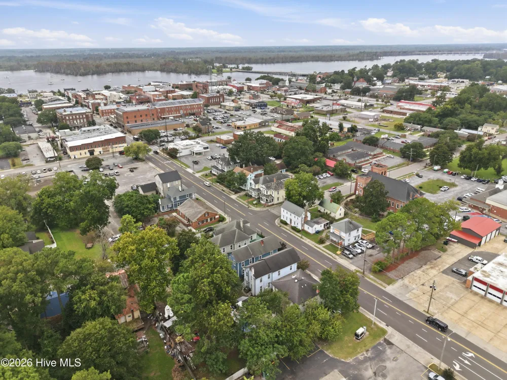 403 Market Street Washington, NC 27889