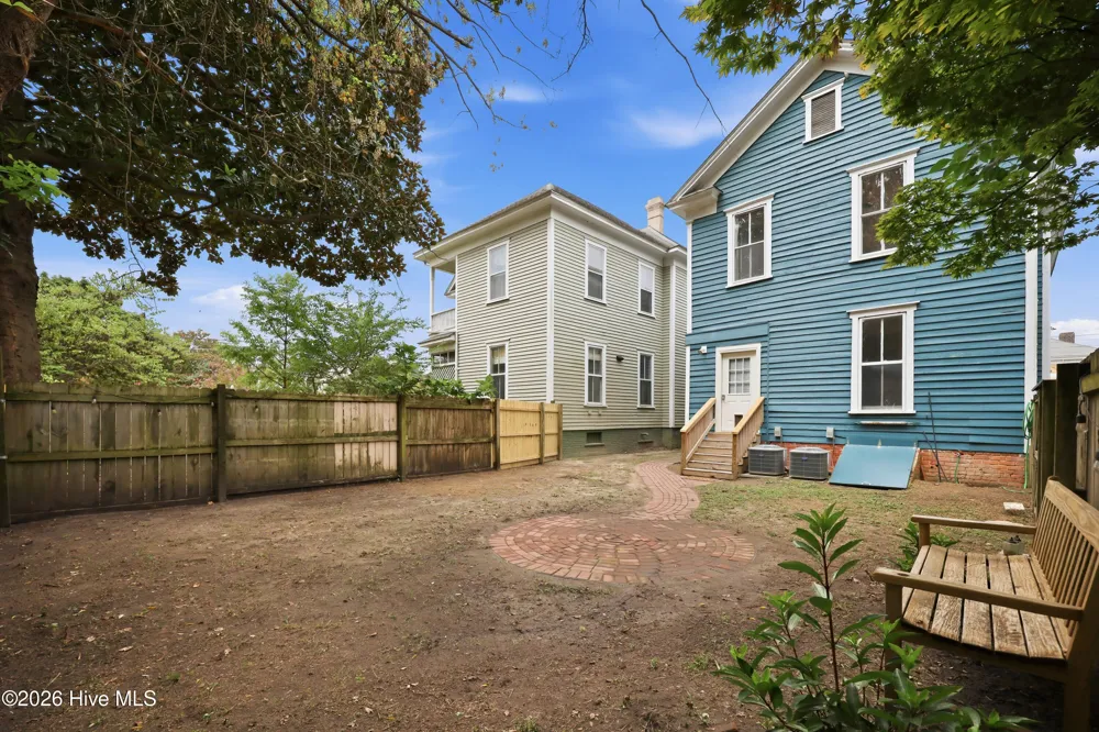 403 Market Street Washington, NC 27889