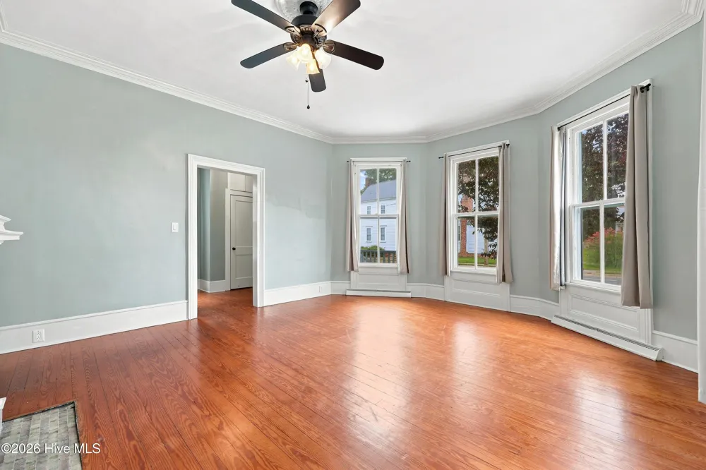 403 Market Street Washington, NC 27889