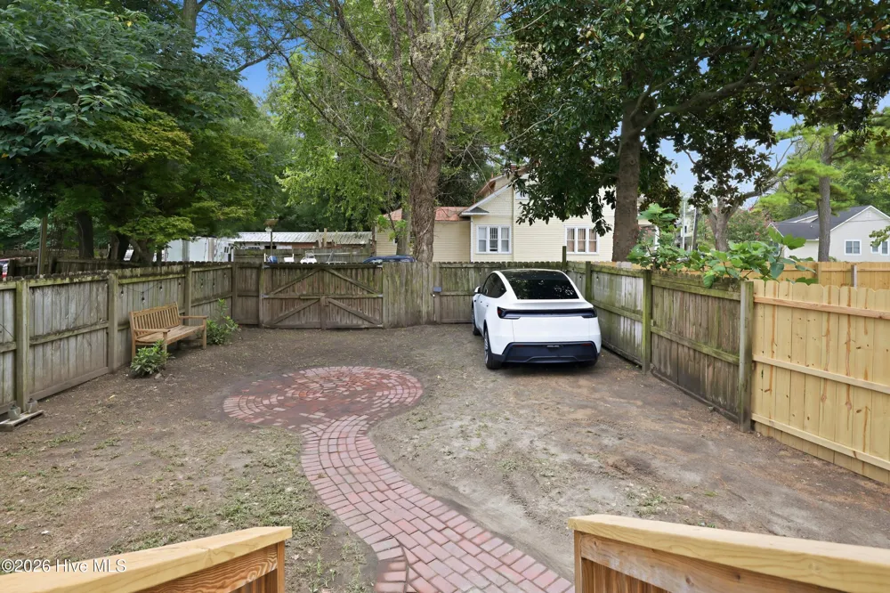 403 Market Street Washington, NC 27889