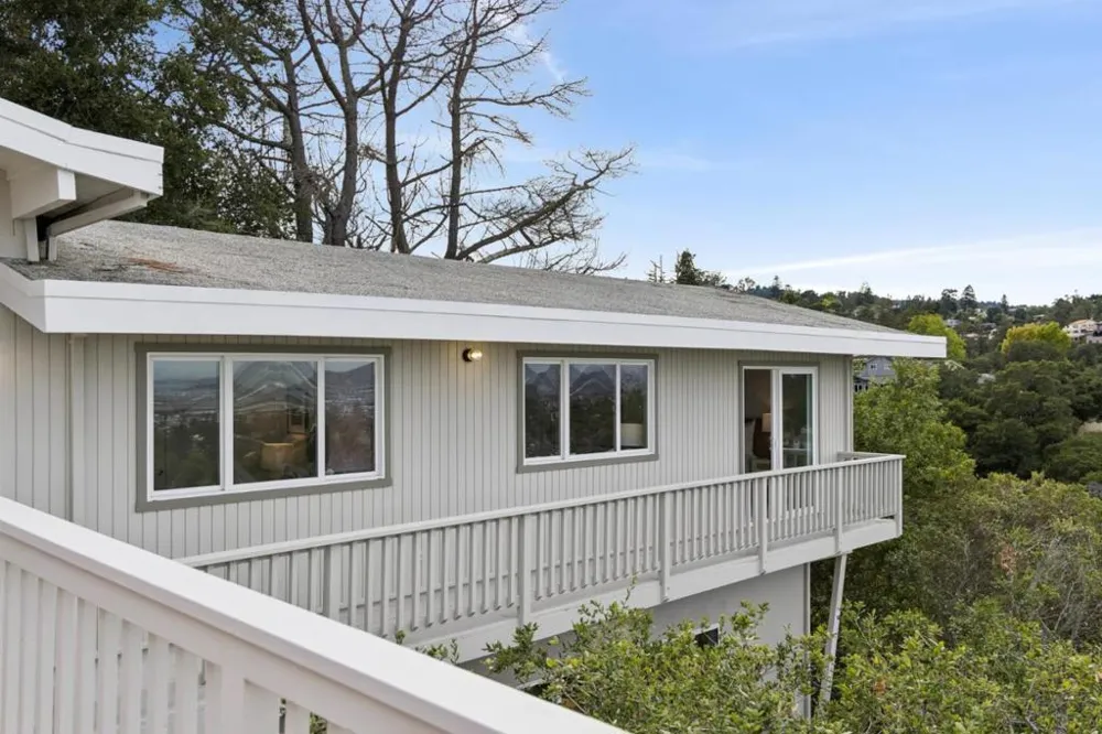 5 Belvedere Court Burlingame, CA 94010