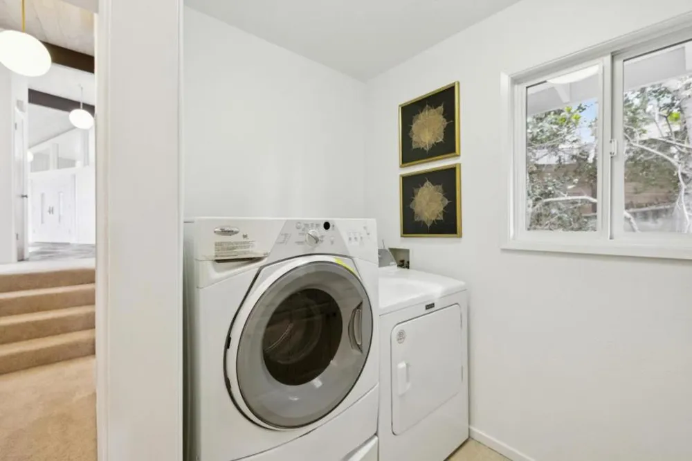 5 Belvedere Court Burlingame, CA 94010