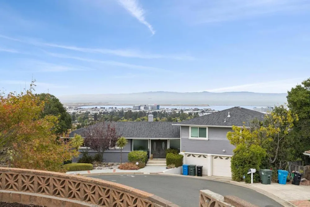 5 Belvedere Court Burlingame, CA 94010