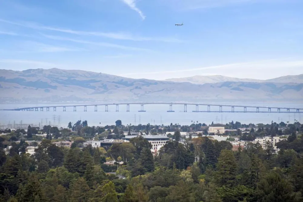 5 Belvedere Court Burlingame, CA 94010