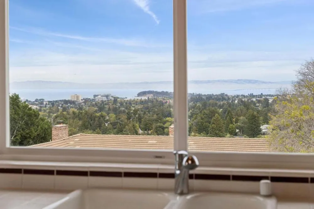 5 Belvedere Court Burlingame, CA 94010