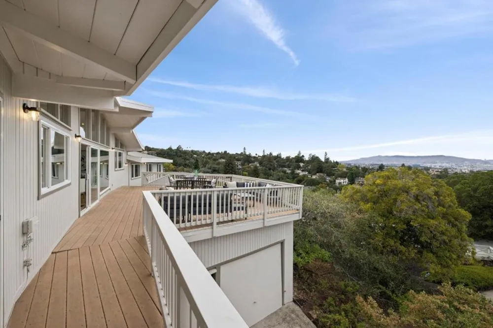5 Belvedere Court Burlingame, CA 94010
