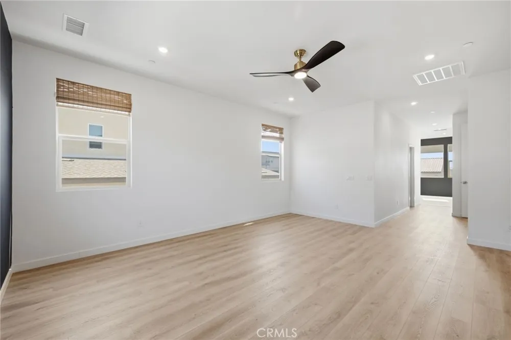 15842 Butterfly Drive Fontana, CA 92336