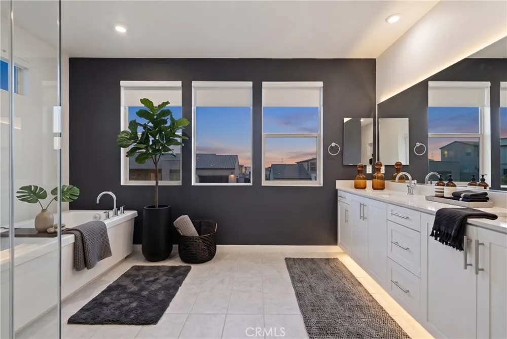15842 Butterfly Drive Fontana, CA 92336