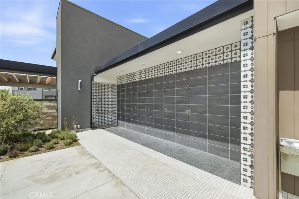 15842 Butterfly Drive Fontana, CA 92336