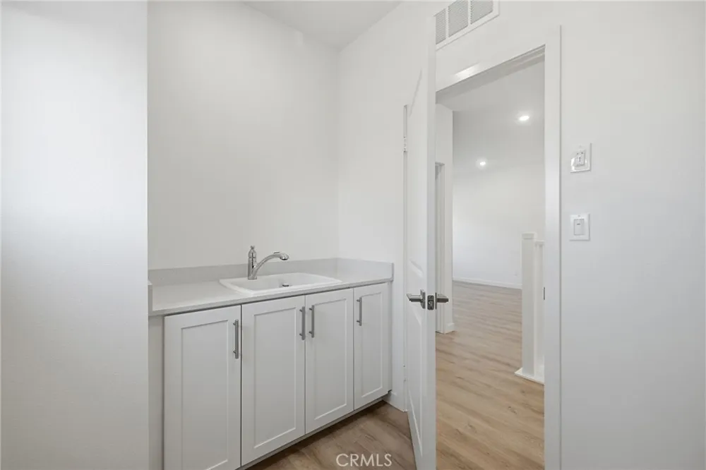 15842 Butterfly Drive Fontana, CA 92336