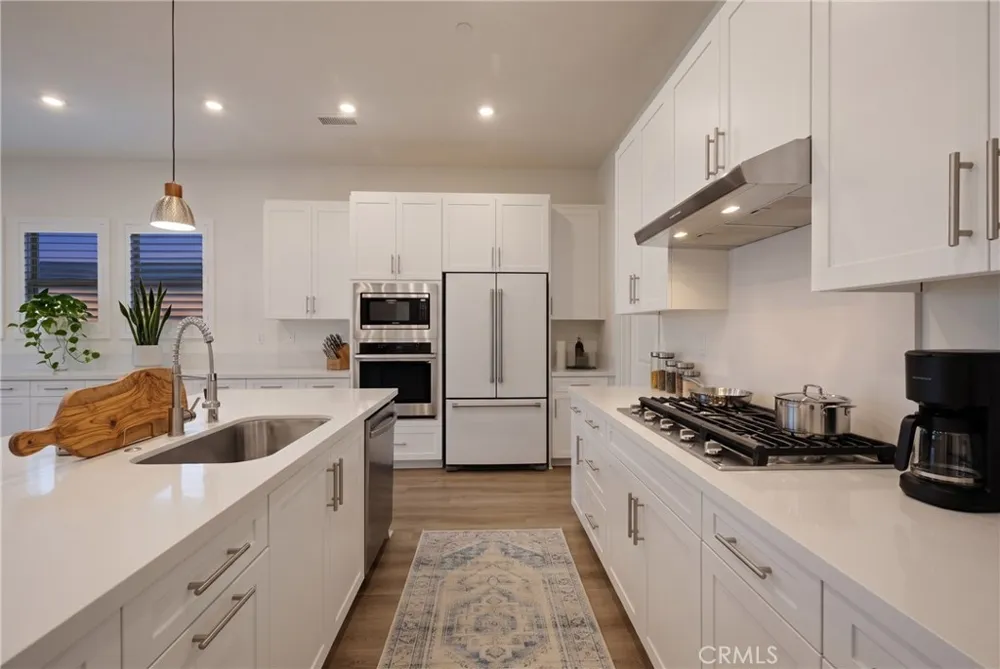 15842 Butterfly Drive Fontana, CA 92336
