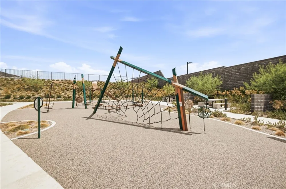 15842 Butterfly Drive Fontana, CA 92336