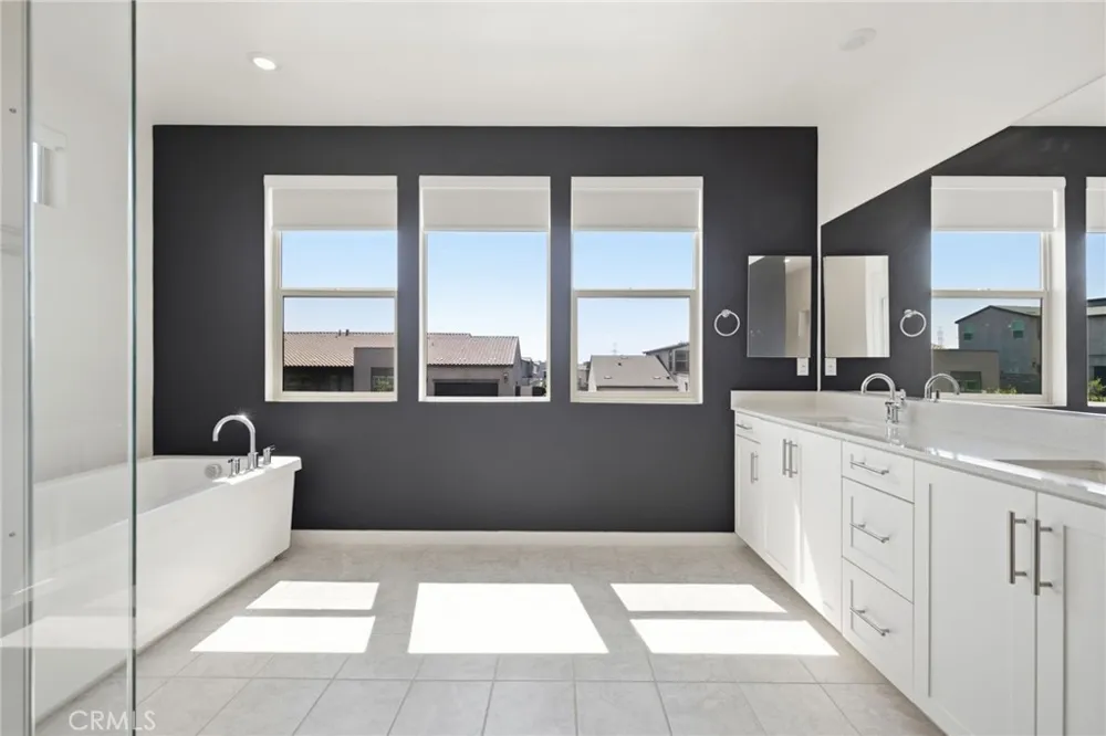 15842 Butterfly Drive Fontana, CA 92336