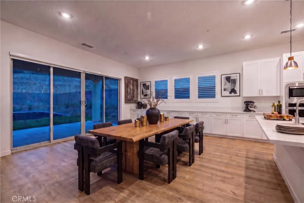 15842 Butterfly Drive Fontana, CA 92336