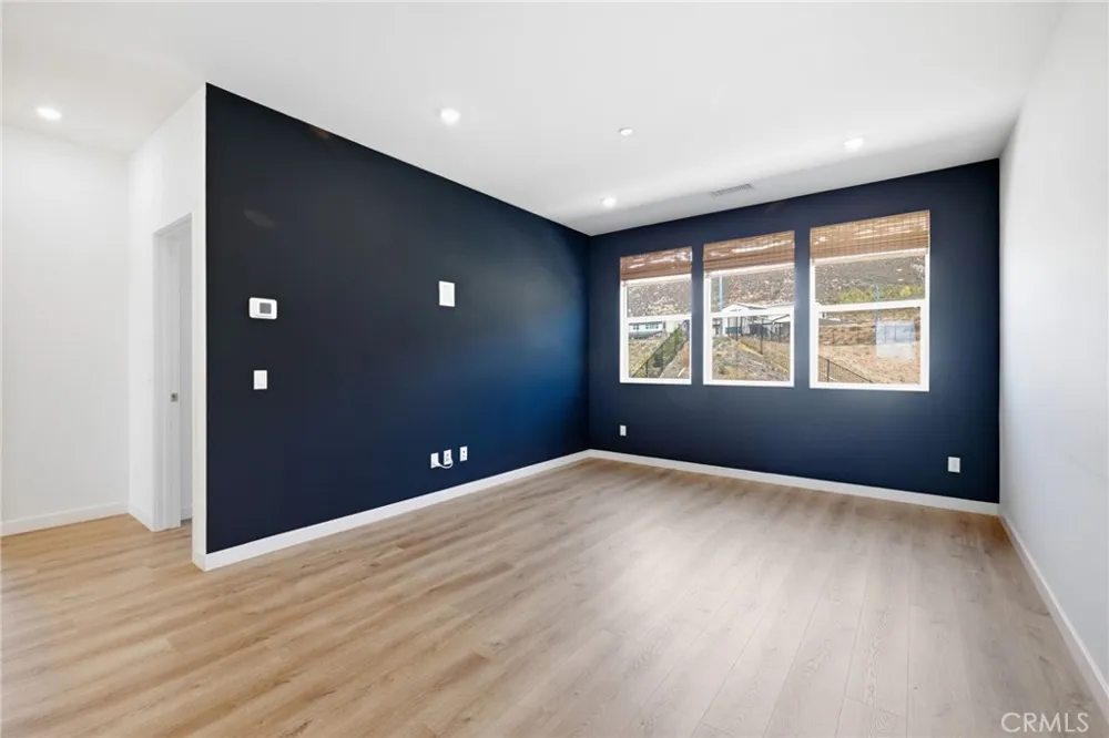 15842 Butterfly Drive Fontana, CA 92336