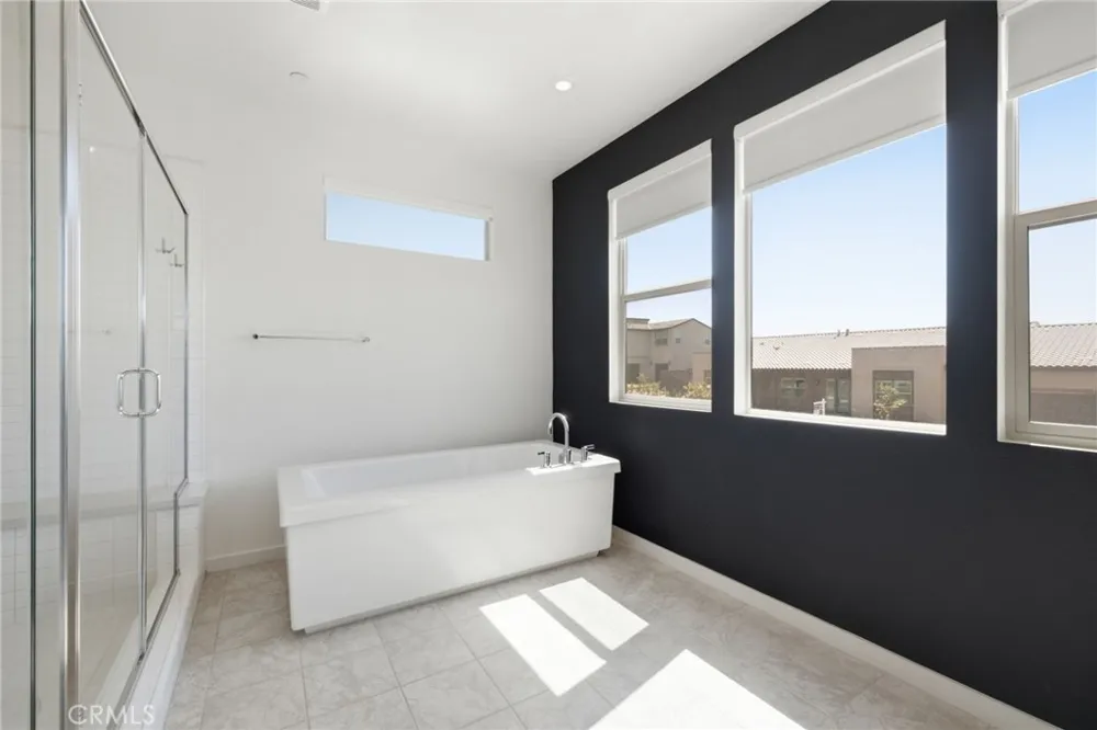 15842 Butterfly Drive Fontana, CA 92336