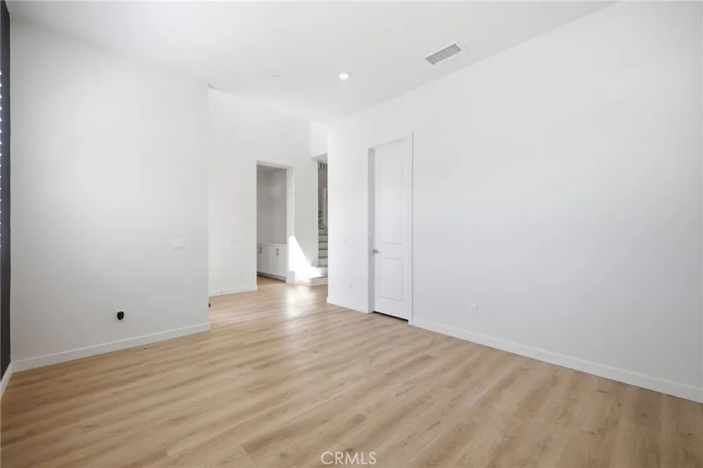 15842 Butterfly Drive Fontana, CA 92336
