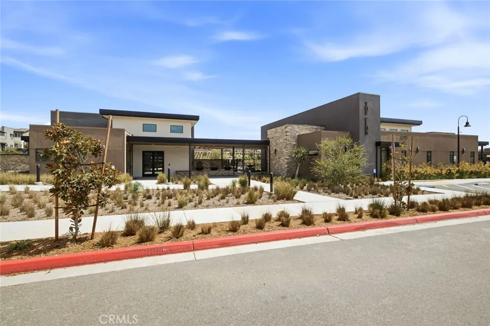 15842 Butterfly Drive Fontana, CA 92336