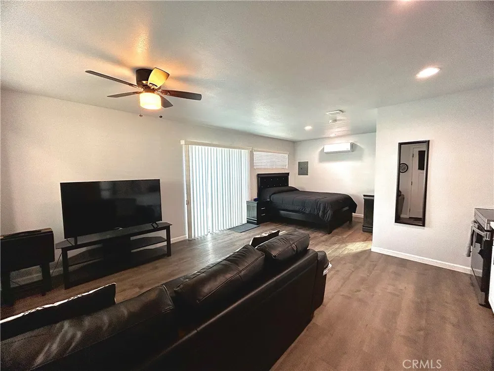 3152 Lime Riverside, CA 92501