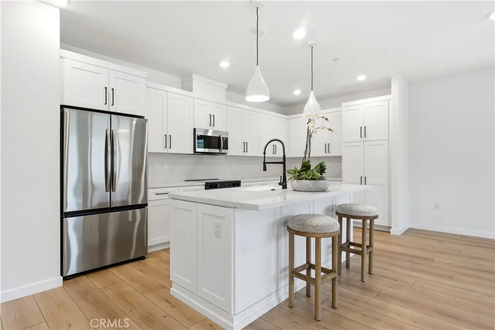 23720 Wilcox Drive Newhall, CA 91321