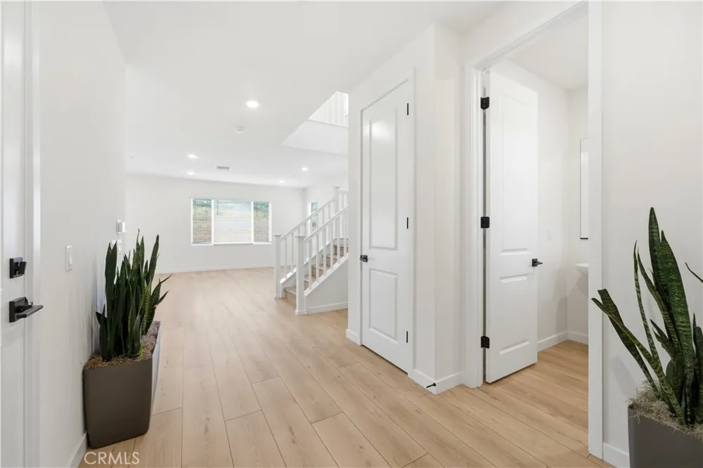 23720 Wilcox Drive Newhall, CA 91321