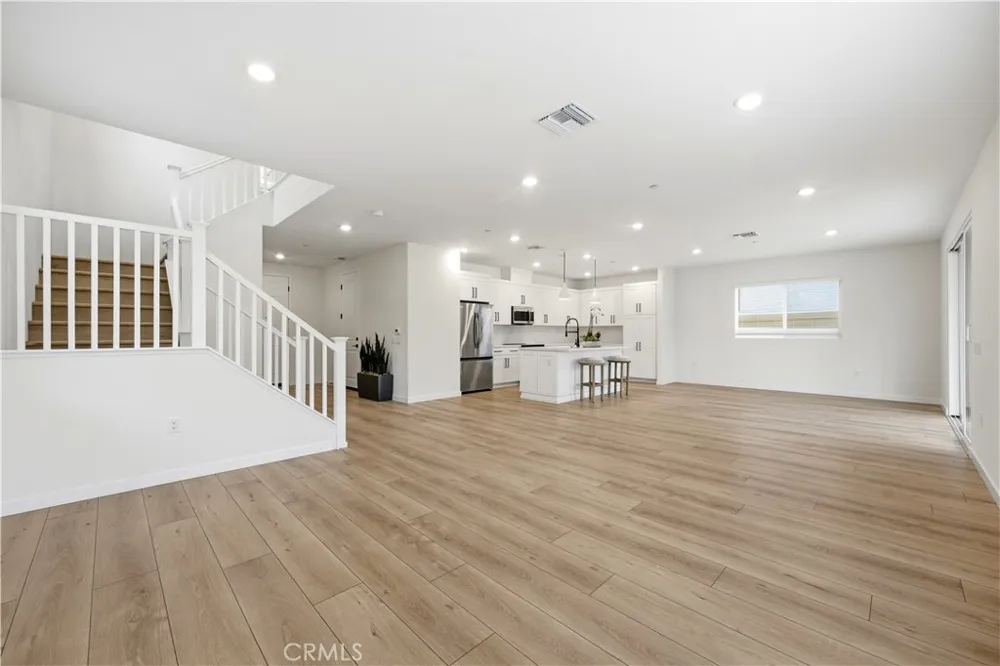 23720 Wilcox Drive Newhall, CA 91321