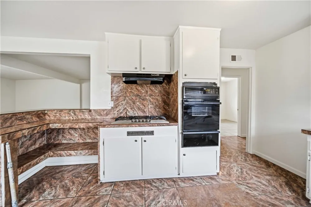 38539 Dunmore Palmdale, CA 93550
