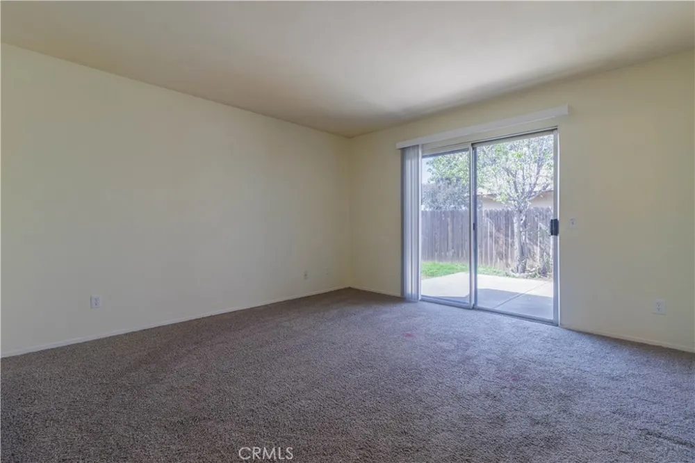 25429 Hemlock Ave Moreno Valley, CA 92557