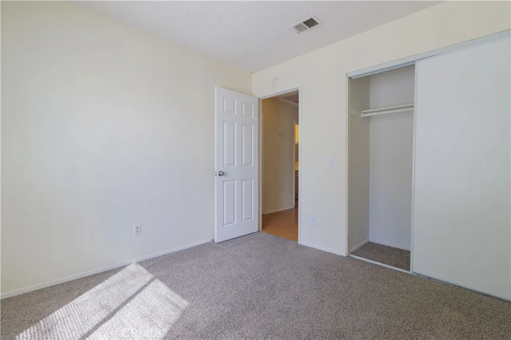 25429 Hemlock Ave Moreno Valley, CA 92557