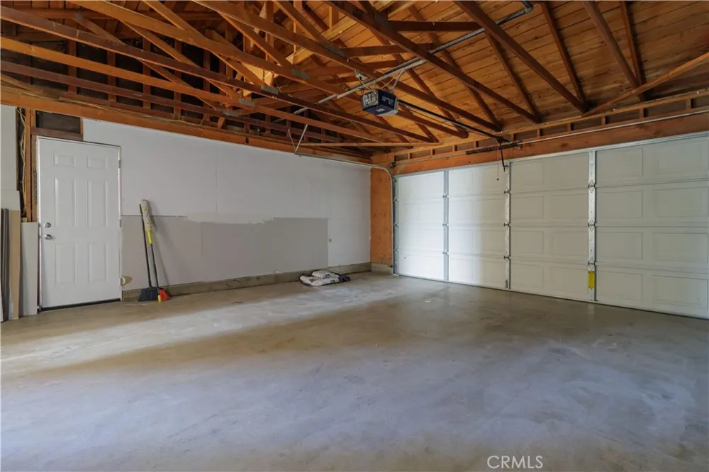 25429 Hemlock Ave Moreno Valley, CA 92557