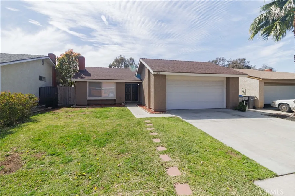 25429 Hemlock Ave Moreno Valley, CA 92557
