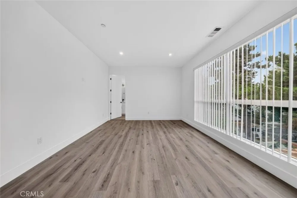 10853 Otsego Street #1/2 North Hollywood, CA 91601