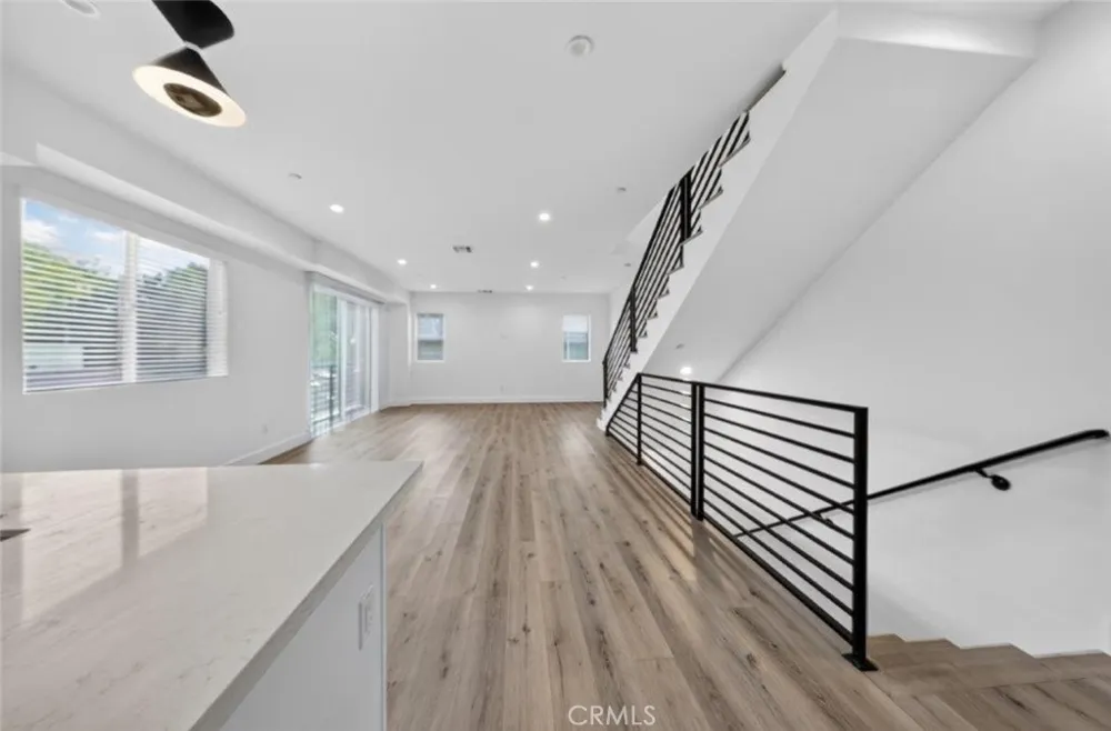 10853 Otsego Street #1/2 North Hollywood, CA 91601