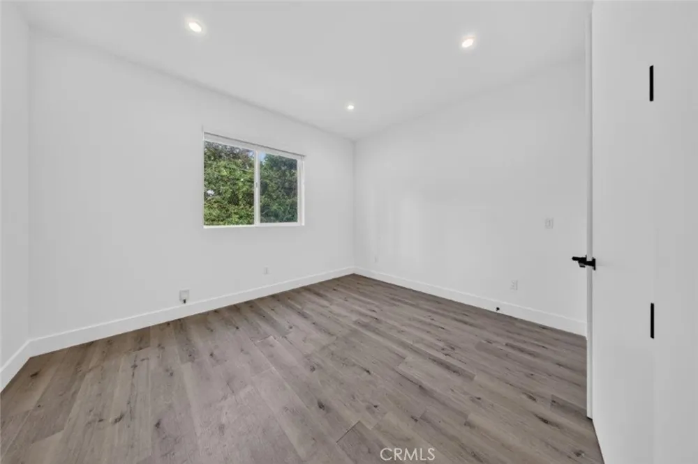 10853 Otsego Street #1/2 North Hollywood, CA 91601