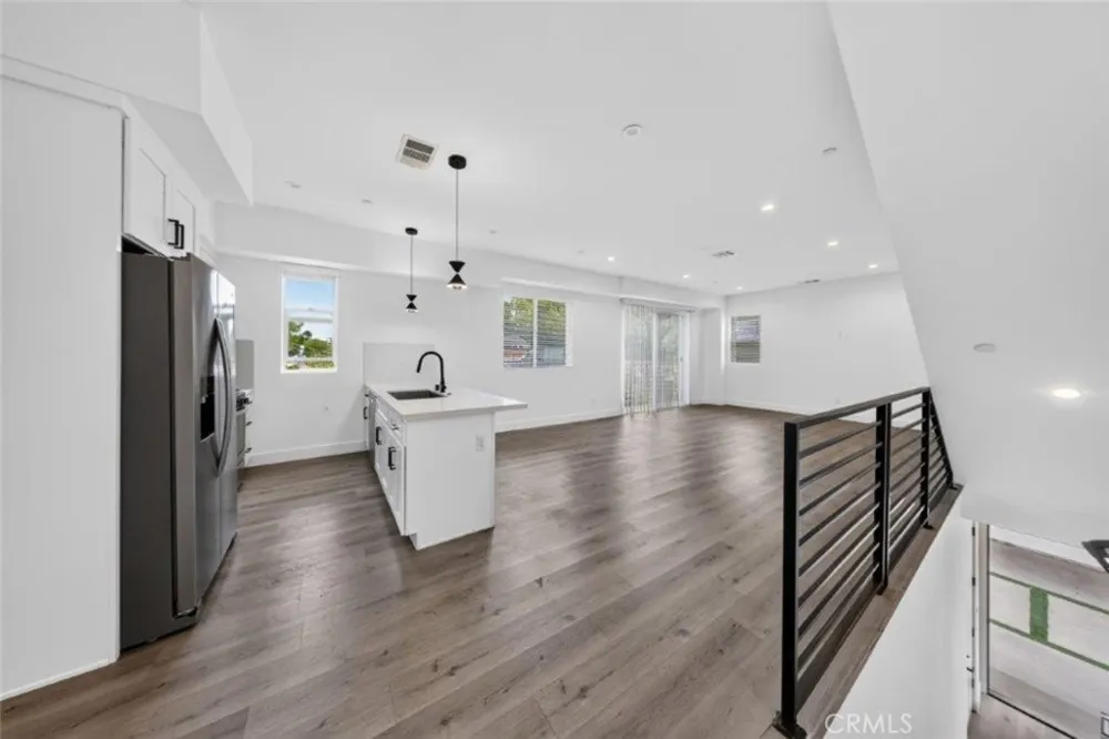 10853 Otsego Street #1/2 North Hollywood, CA 91601