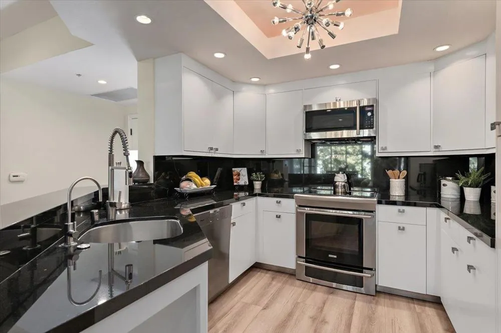 46 W Julian Street #333 San Jose, CA 95110