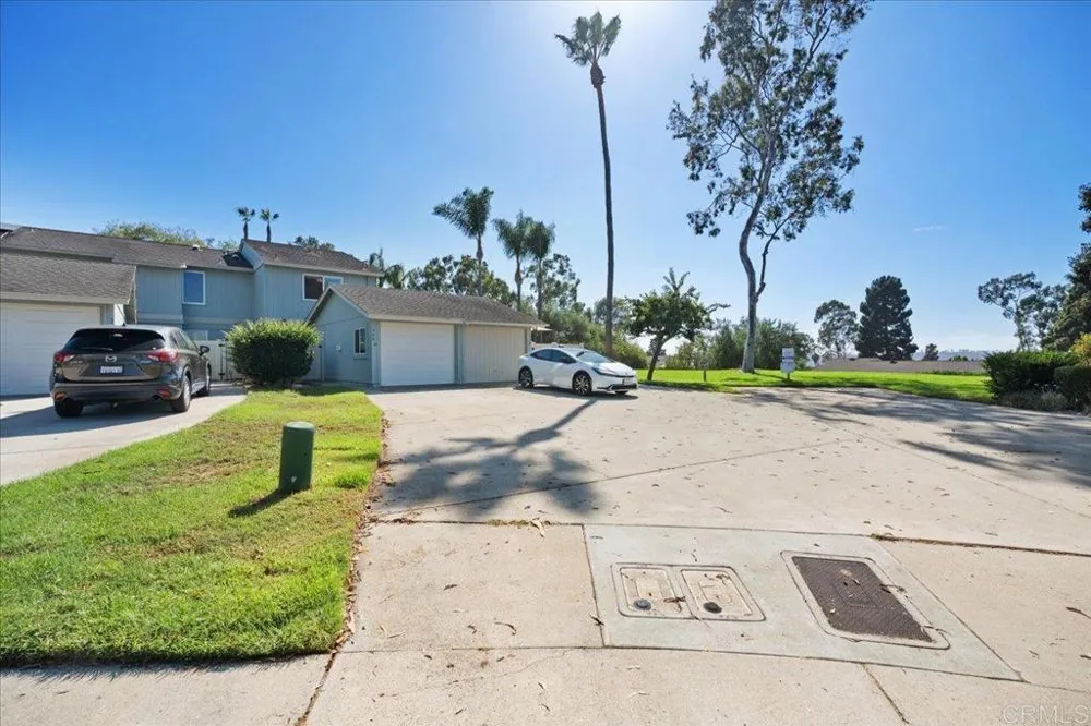 328 Winsome Place Encinitas, CA 92024