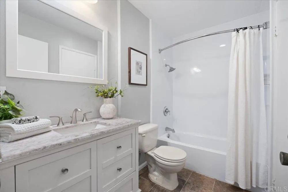 328 Winsome Place Encinitas, CA 92024
