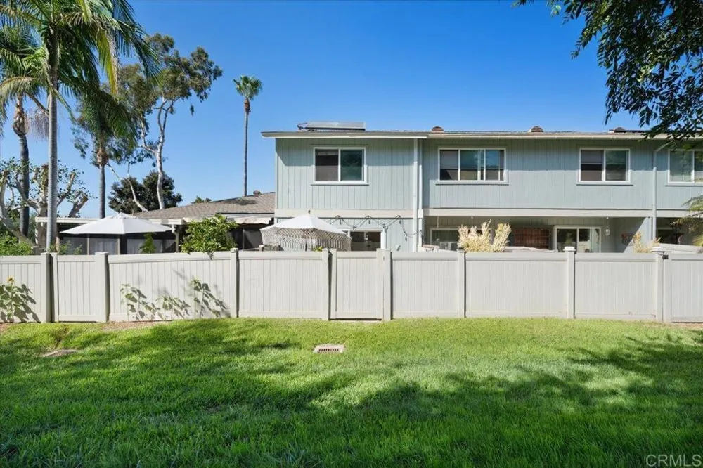 328 Winsome Place Encinitas, CA 92024