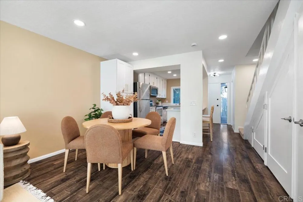 328 Winsome Place Encinitas, CA 92024