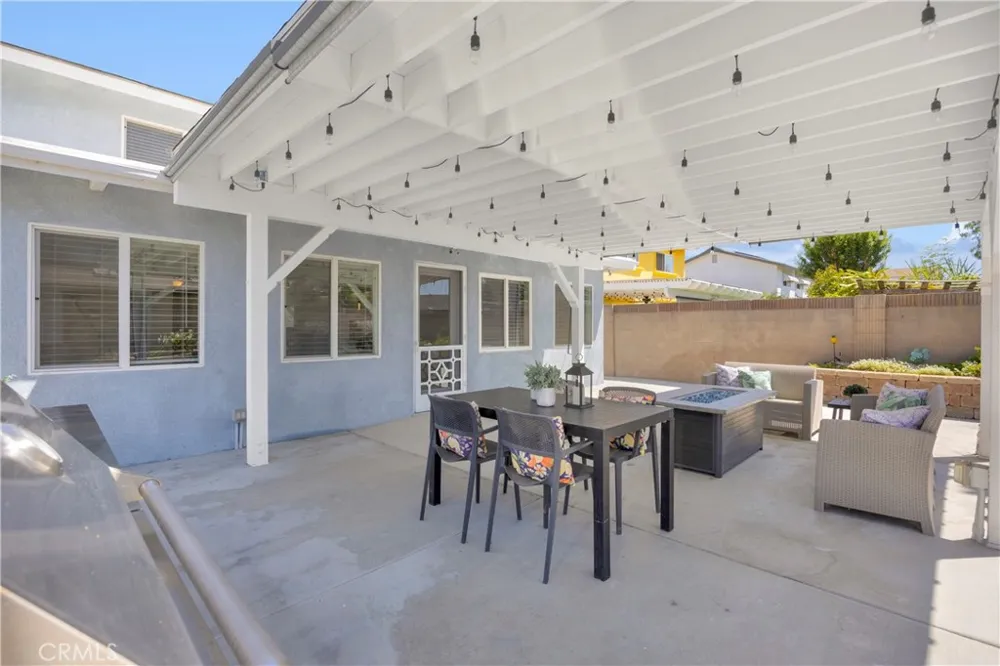 10191 Noel Cypress, CA 90630