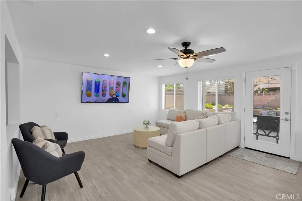 10191 Noel Cypress, CA 90630